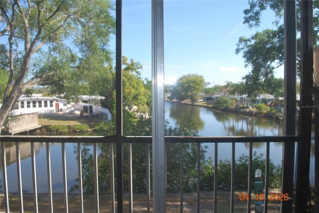 9201 TUDOR DRIVE C215, Tampa, FL 33615