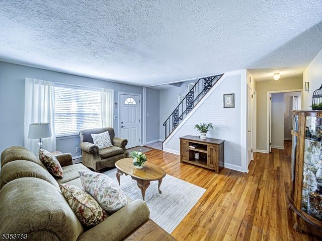 924 Haran Ave, Manville Boro, NJ 08835