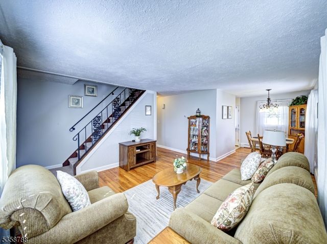 924 Haran Ave, Manville Boro, NJ 08835