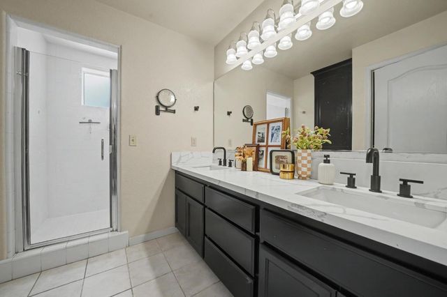 26041 Golf Links Dr, Pioneer, CA 95666