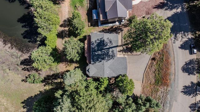 26041 Golf Links Dr, Pioneer, CA 95666