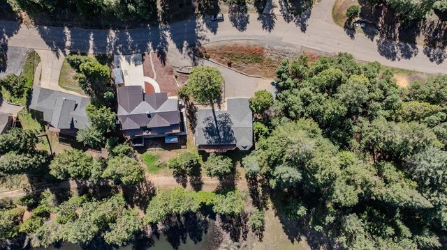 26041 Golf Links Dr, Pioneer, CA 95666