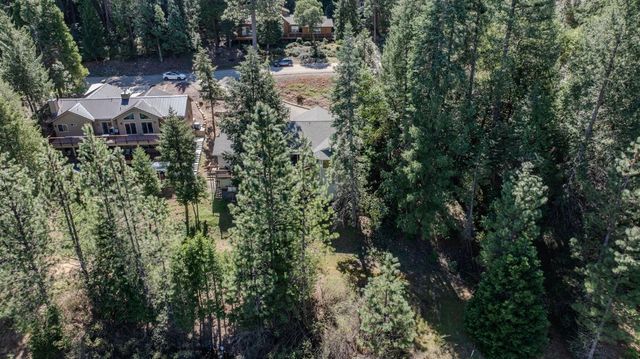 26041 Golf Links Dr, Pioneer, CA 95666