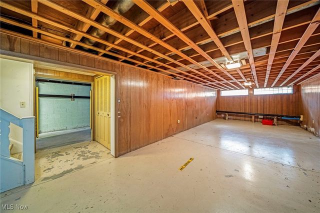 8241 Lewis Road, Berea, OH 44017