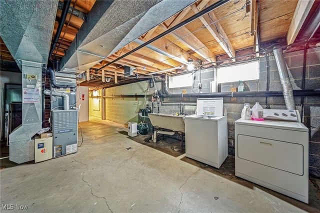 8241 Lewis Road, Berea, OH 44017