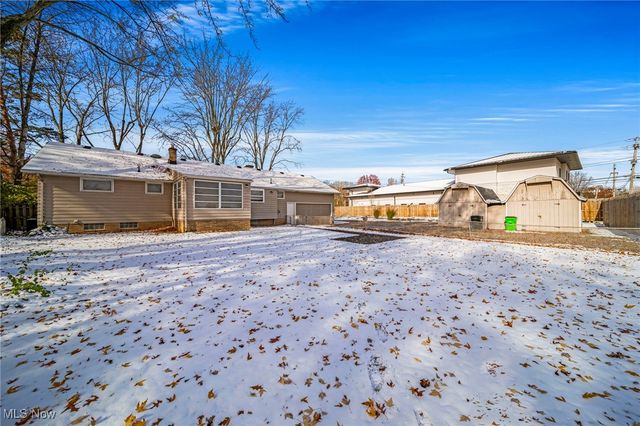 8241 Lewis Road, Berea, OH 44017