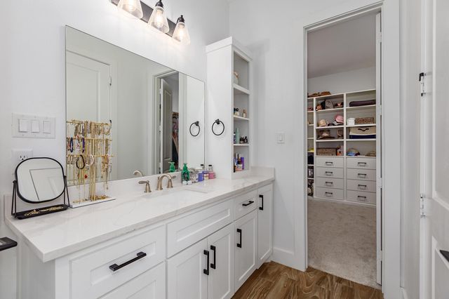 960 Road 6609, Dayton, TX 77535