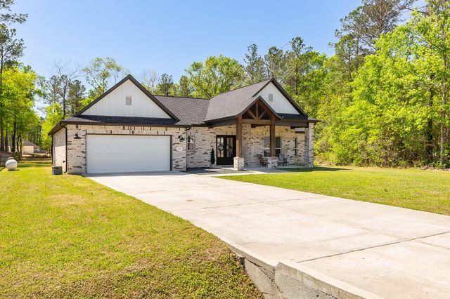 960 Road 6609, Dayton, TX 77535