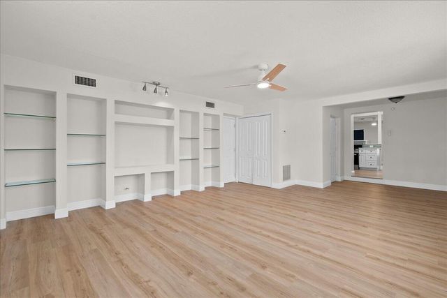 1414 S N Street, Lake Worth Beach, FL 33460