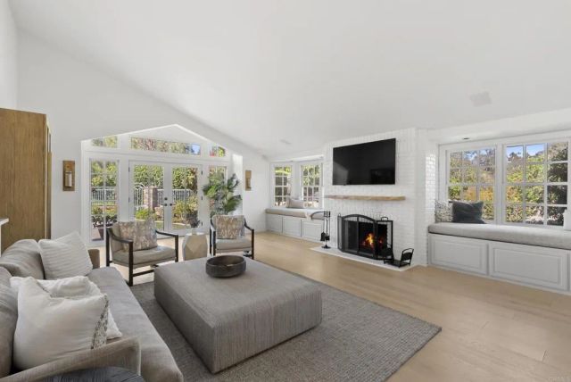 5427 La Crescenta, Rancho Santa Fe, CA 92067