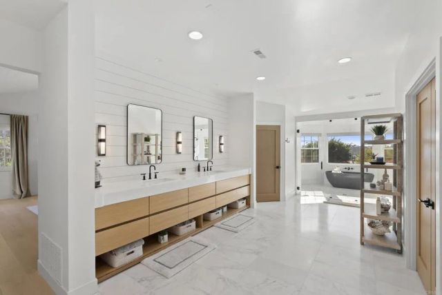 5427 La Crescenta, Rancho Santa Fe, CA 92067