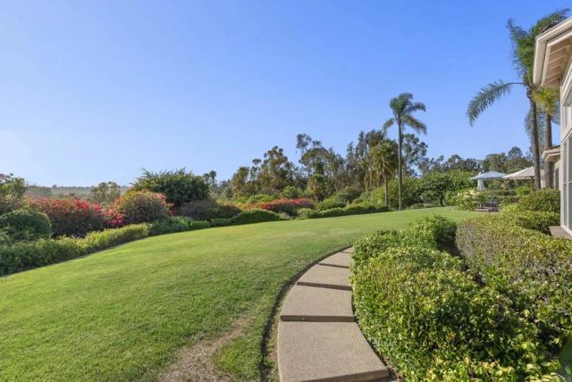 5427 La Crescenta, Rancho Santa Fe, CA 92067