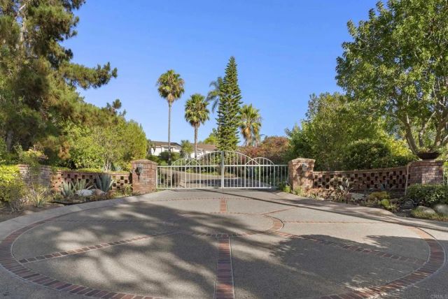 5427 La Crescenta, Rancho Santa Fe, CA 92067