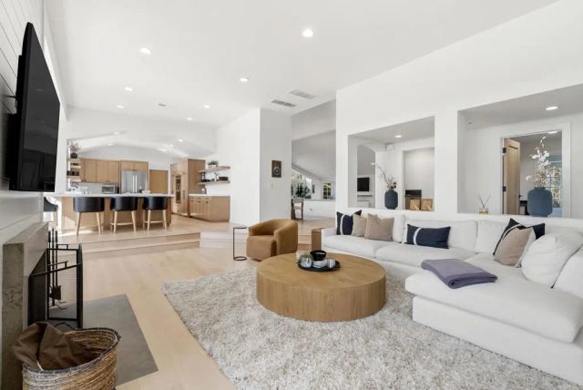 5427 La Crescenta, Rancho Santa Fe, CA 92067