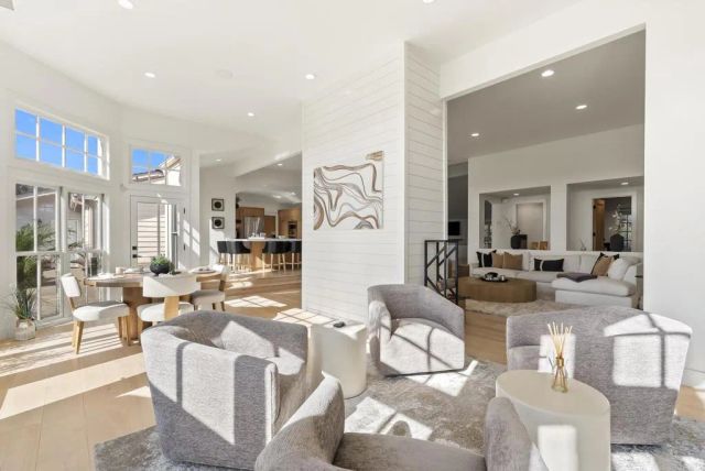 5427 La Crescenta, Rancho Santa Fe, CA 92067