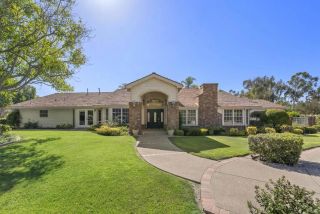 5427 La Crescenta, Rancho Santa Fe, CA 92067