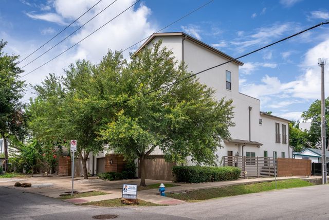1425 Knox Street, Houston, TX 77007