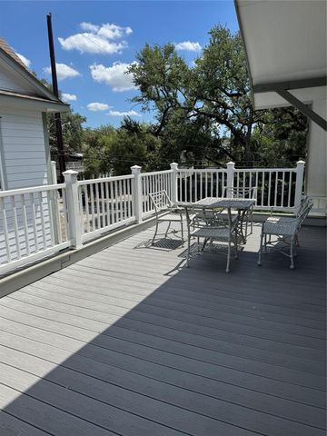 1101 E 7th Street 4, Houston, TX 77009
