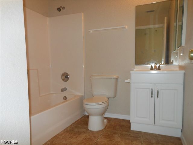 4507 E 13th ST, Lehigh Acres, FL 33972