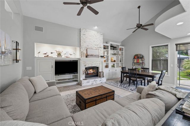 23717 Shadylane, Valencia, CA 91354