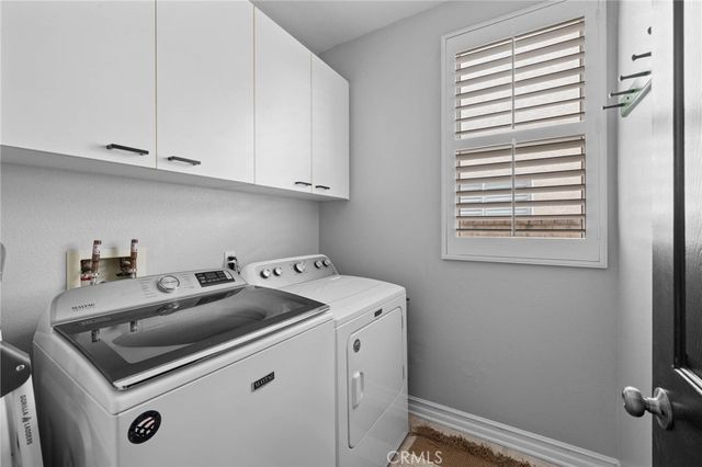23717 Shadylane, Valencia, CA 91354