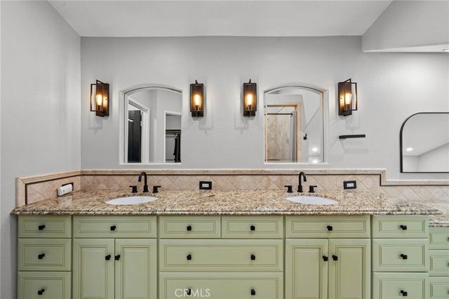 23717 Shadylane, Valencia, CA 91354