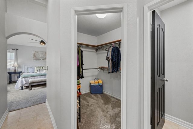 23717 Shadylane, Valencia, CA 91354