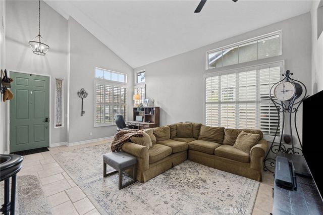 23717 Shadylane, Valencia, CA 91354
