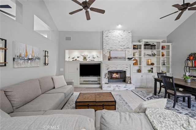 23717 Shadylane, Valencia, CA 91354