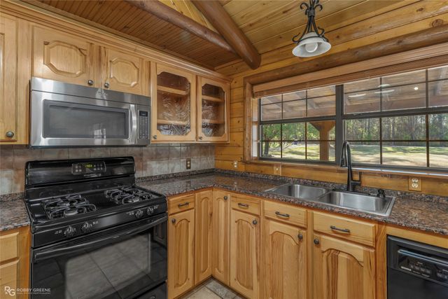 5779 Springhill Church Road, Coushatta, LA 71068