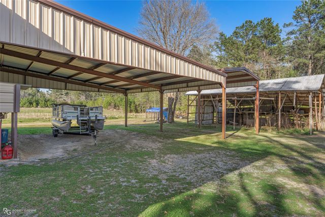 5779 Springhill Church Road, Coushatta, LA 71068