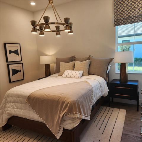 512 BLUE SHELL LOOP, Sarasota, FL 34240