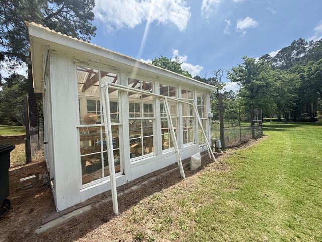 1539 Weishuhn Road, New Ulm, TX 78950