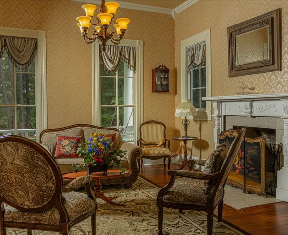1539 Weishuhn Road, New Ulm, TX 78950