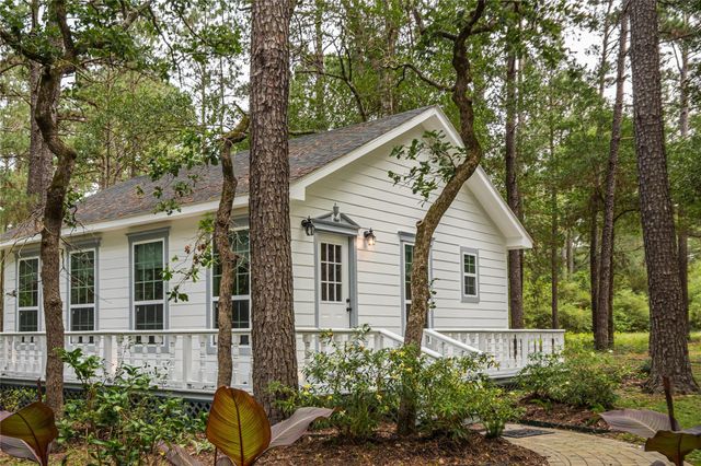 1539 Weishuhn Road, New Ulm, TX 78950