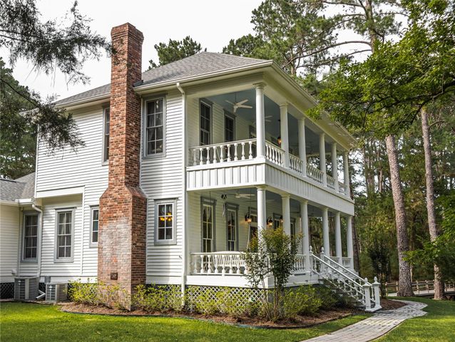 1539 Weishuhn Road, New Ulm, TX 78950