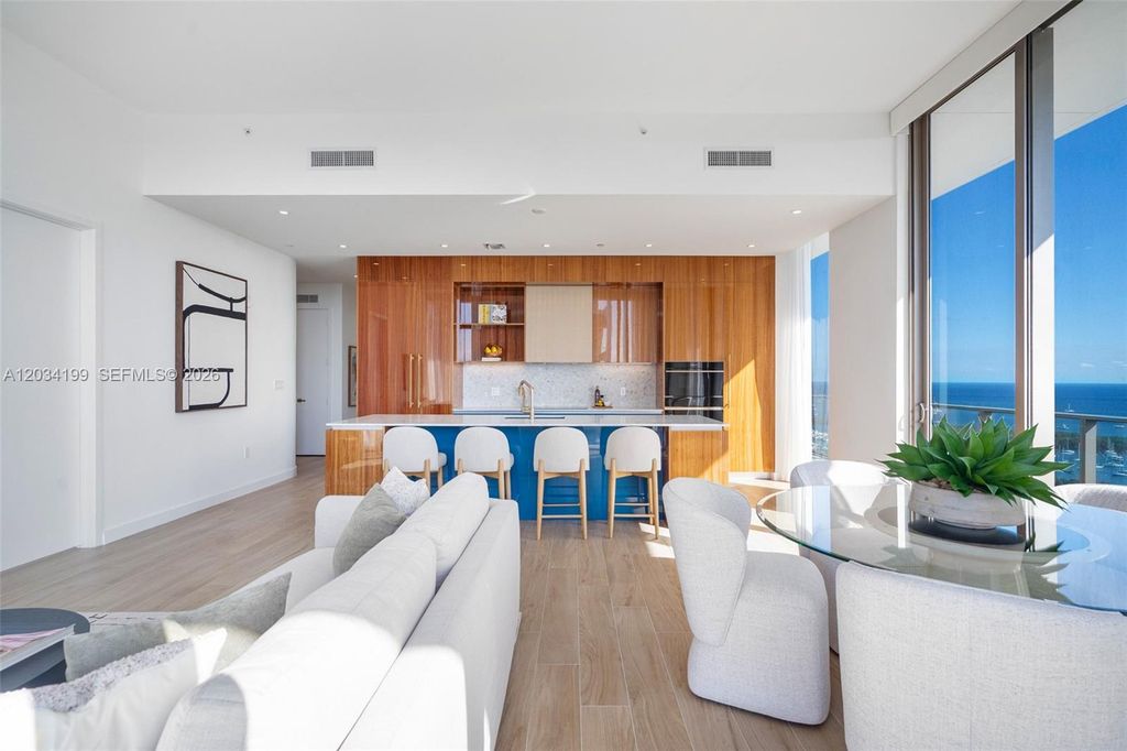 2655 S Bayshore Dr 1911, Coconut Grove, FL 33133