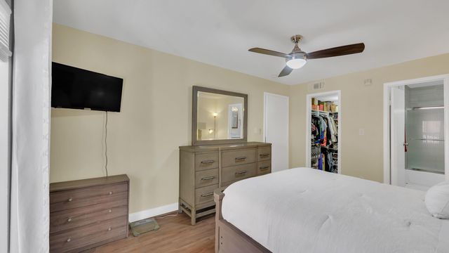 875 Riverside Drive 726, Coral Springs, FL 33071