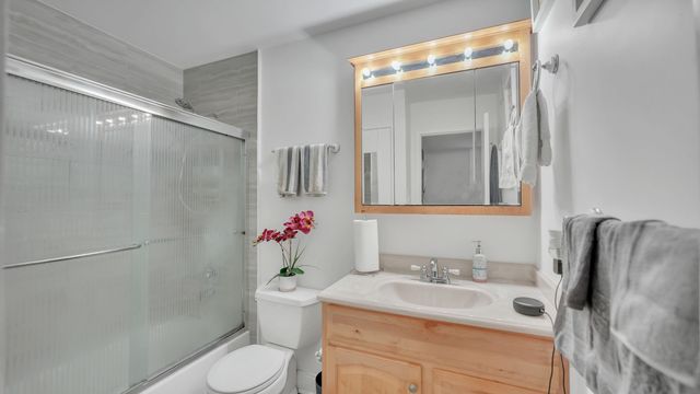 875 Riverside Drive 726, Coral Springs, FL 33071