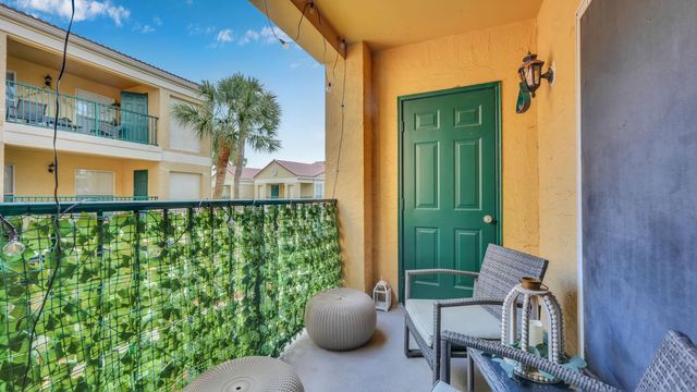 875 Riverside Drive 726, Coral Springs, FL 33071