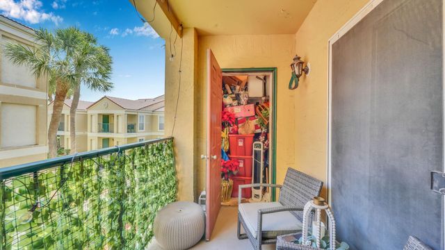 875 Riverside Drive 726, Coral Springs, FL 33071