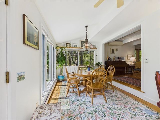 621 Locustfield Rd, Falmouth, MA 02536