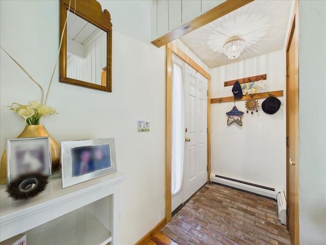 621 Locustfield Rd, Falmouth, MA 02536