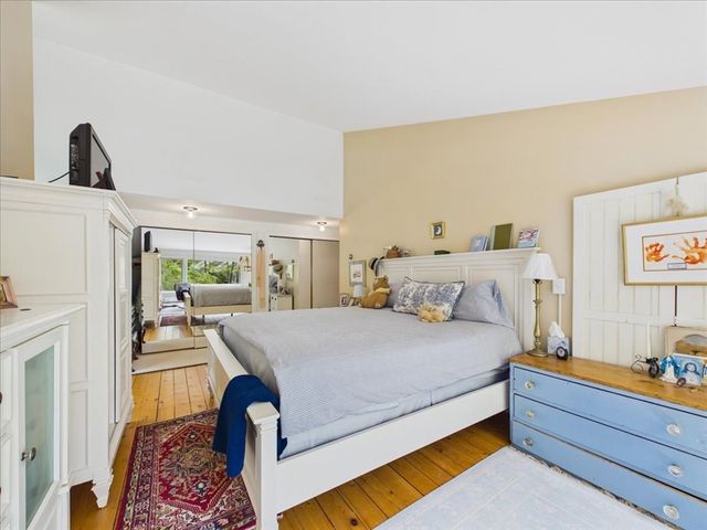 621 Locustfield Rd, Falmouth, MA 02536