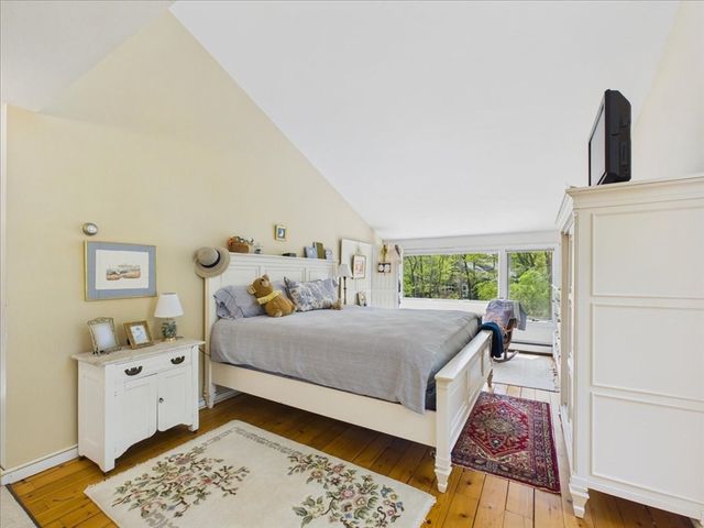 621 Locustfield Rd, Falmouth, MA 02536