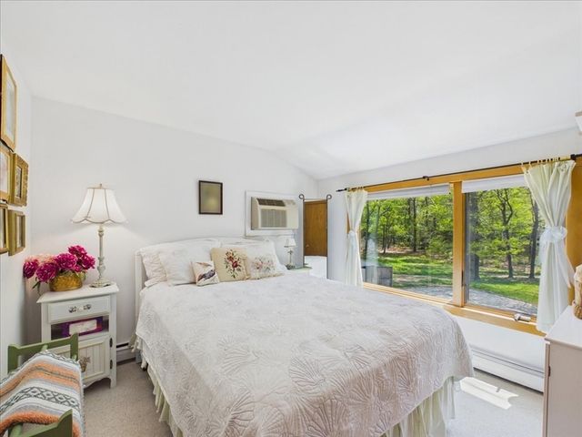 621 Locustfield Rd, Falmouth, MA 02536
