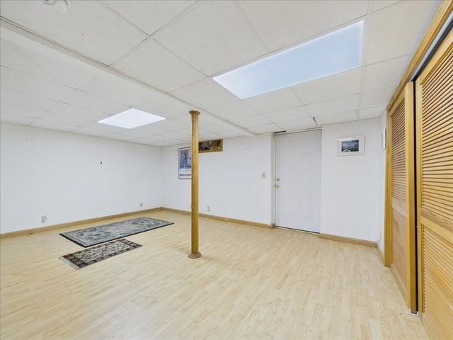621 Locustfield Rd, Falmouth, MA 02536