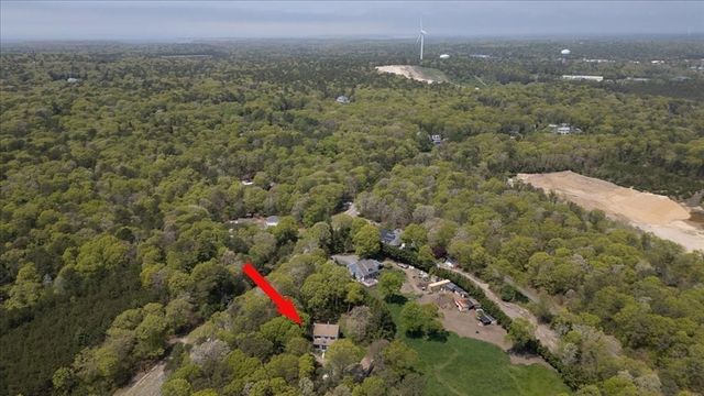 621 Locustfield Rd, Falmouth, MA 02536