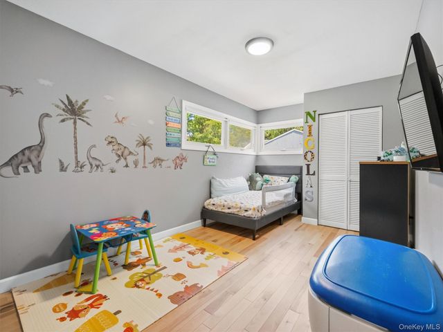 15 Summit Avenue, New City, NY 10956