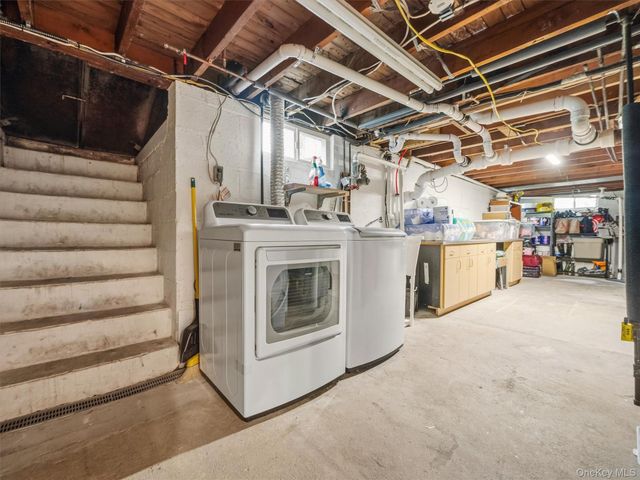 15 Summit Avenue, New City, NY 10956